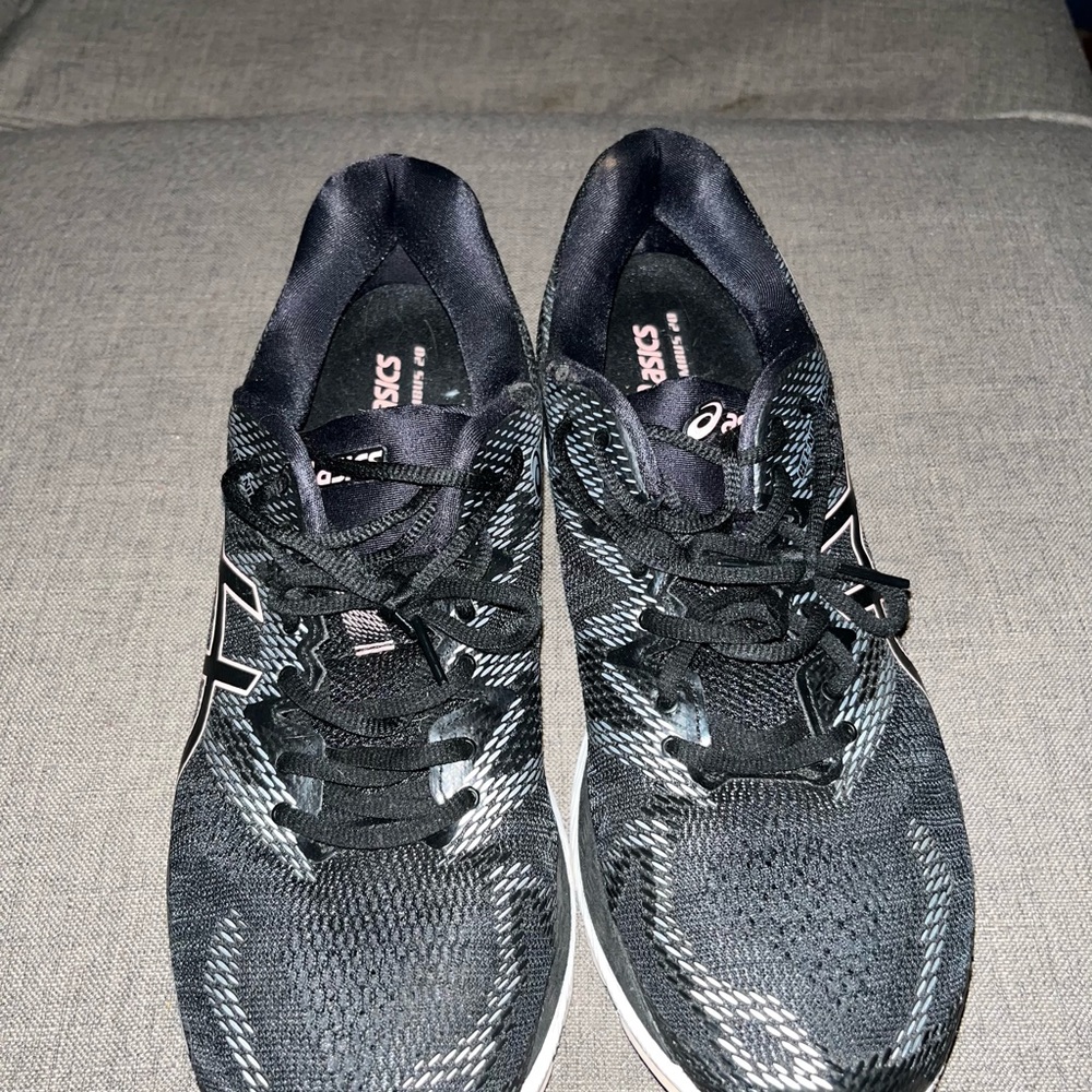 ASICS Gel Nimbus 20 size 12